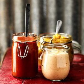 Bananchutney, Salsa Fresca & Mojo-Rojo Bananchutney, Salsa Fresca & Mojo-Rojo