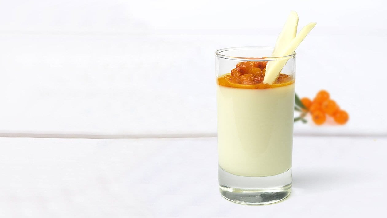 Panna cotta med havtorn og hvid chokolade – - Opskrift
