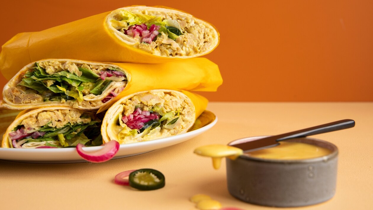 Wrap med NoChicken Chunks og karry – - Opskrift Wrap med NoChicken Chunks og karry – - Opskrift