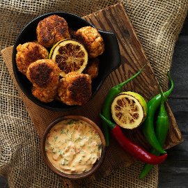 Pandestegte fiskefrikadeller Pandestegte fiskefrikadeller
