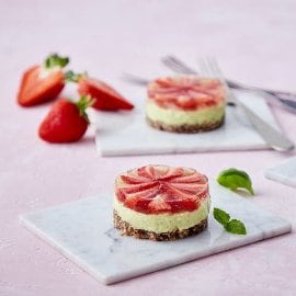 Frø-nøddeknas med basilikums cfreme