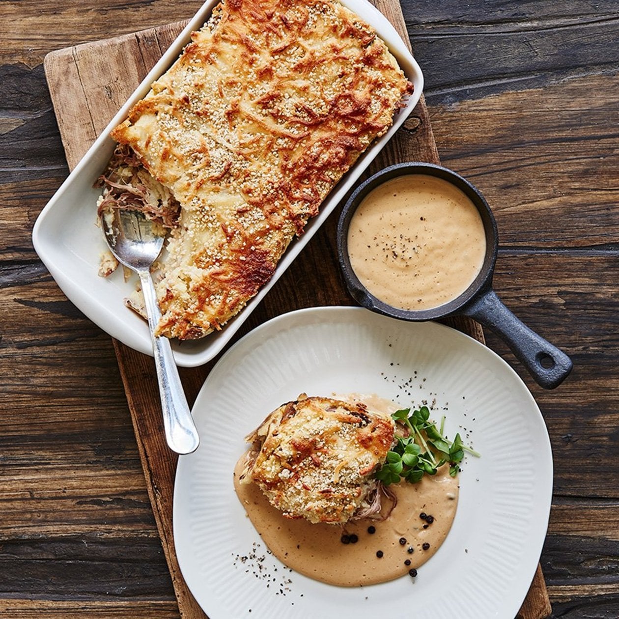 Kartoffel gratin med confiteret and – - Opskrift