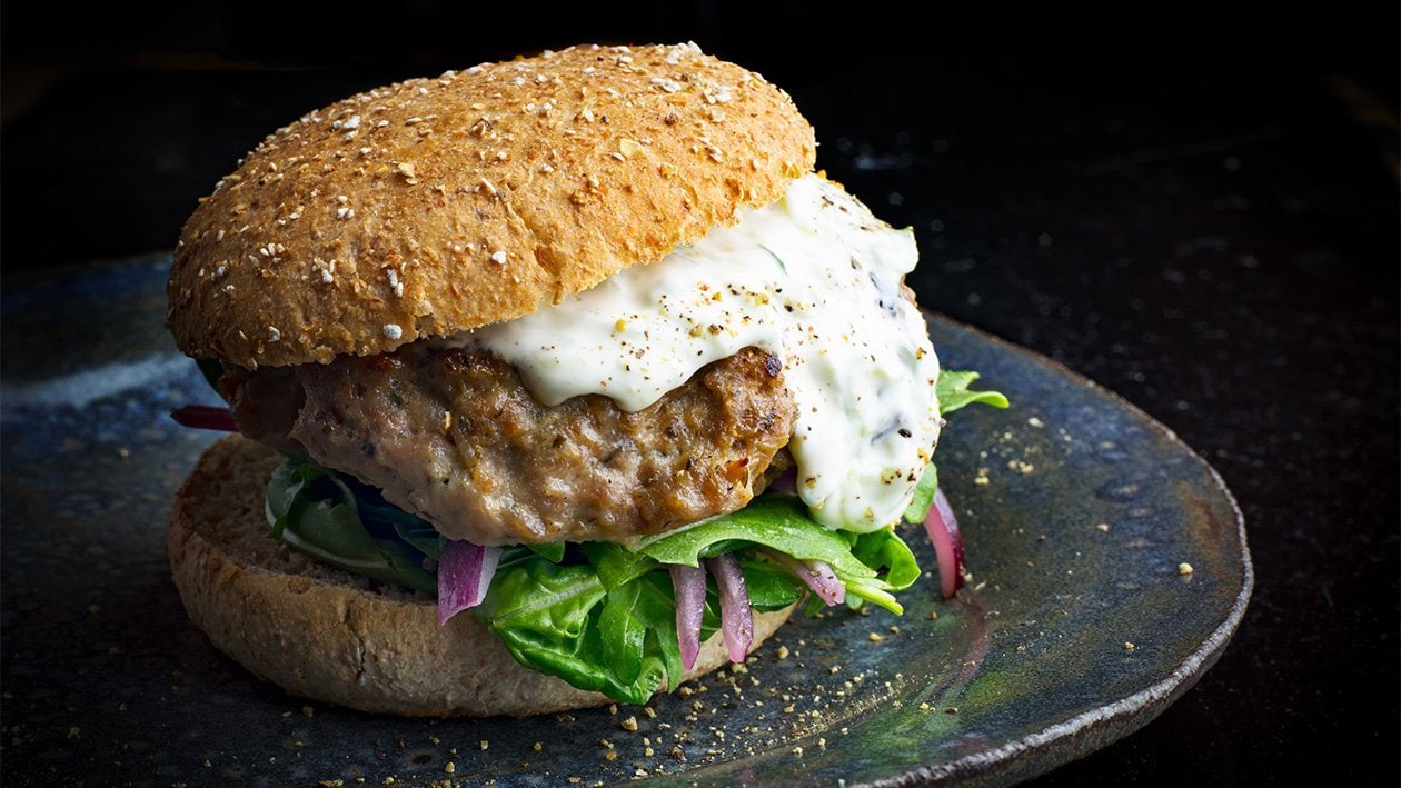 Lammeburger Bagdad med Jajeek mayonnaise – - Opskrift