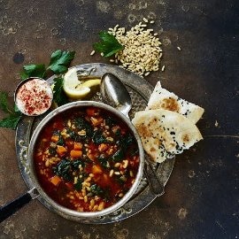 Suppe med spinat og en duft af mellemøsten Suppe med spinat og en duft af mellemøsten
