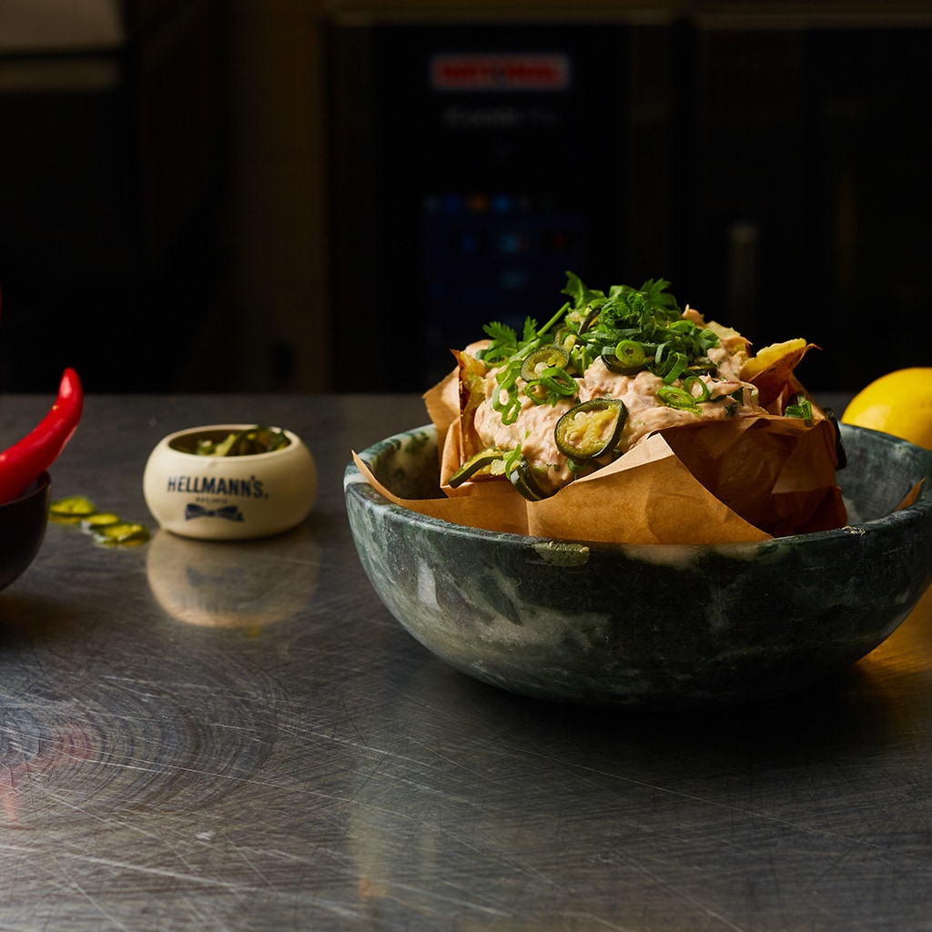 Bagt kartoffel med spicy tuna Bagt kartoffel med spicy tuna