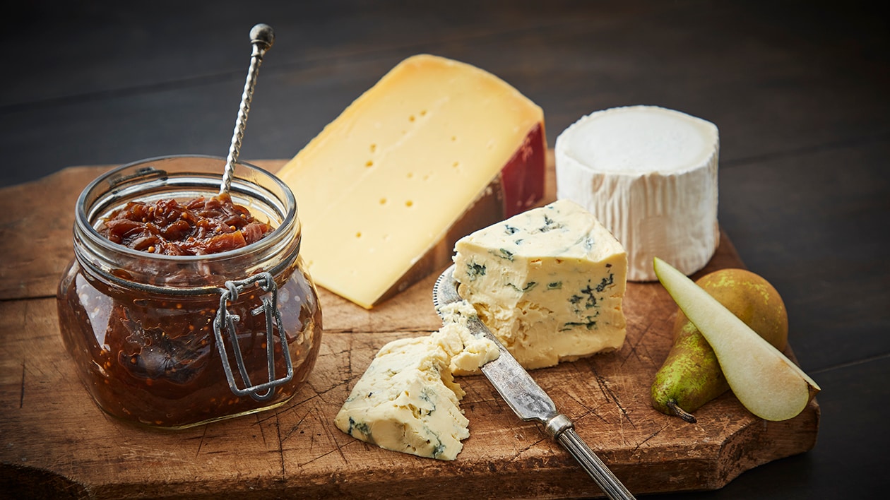 Karamelliseret løgchutney – - Opskrift