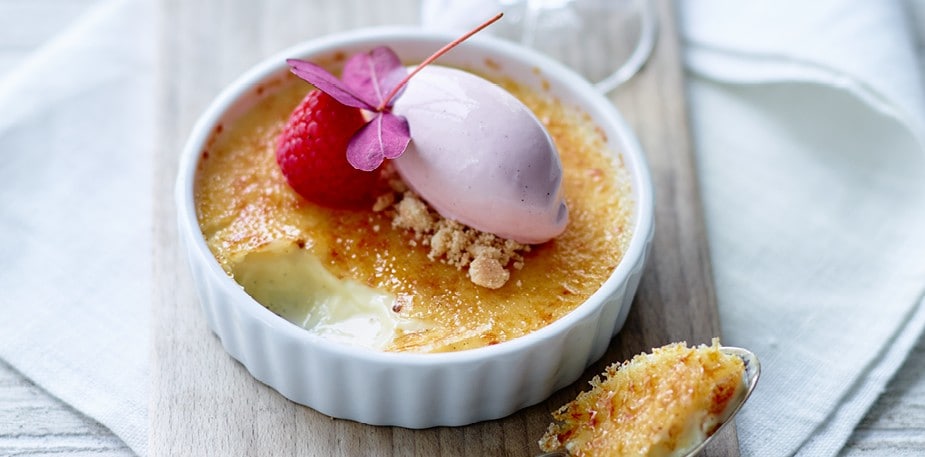 Server lønsomme og fristende desserter