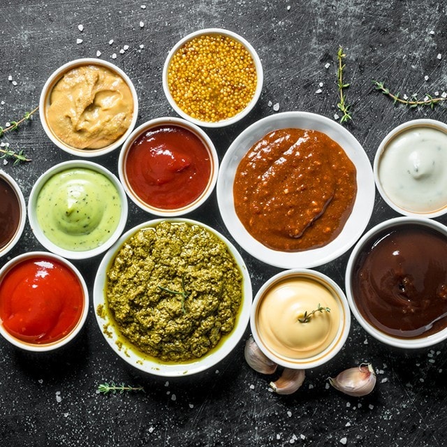 Dips og marinader til årets BBQ-sæson Dips og marinader til årets BBQ-sæson